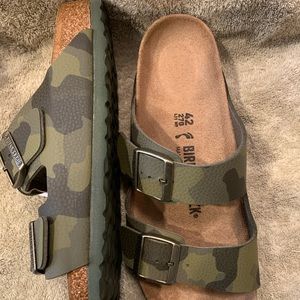 Birkenstock Cammo Size 11/42